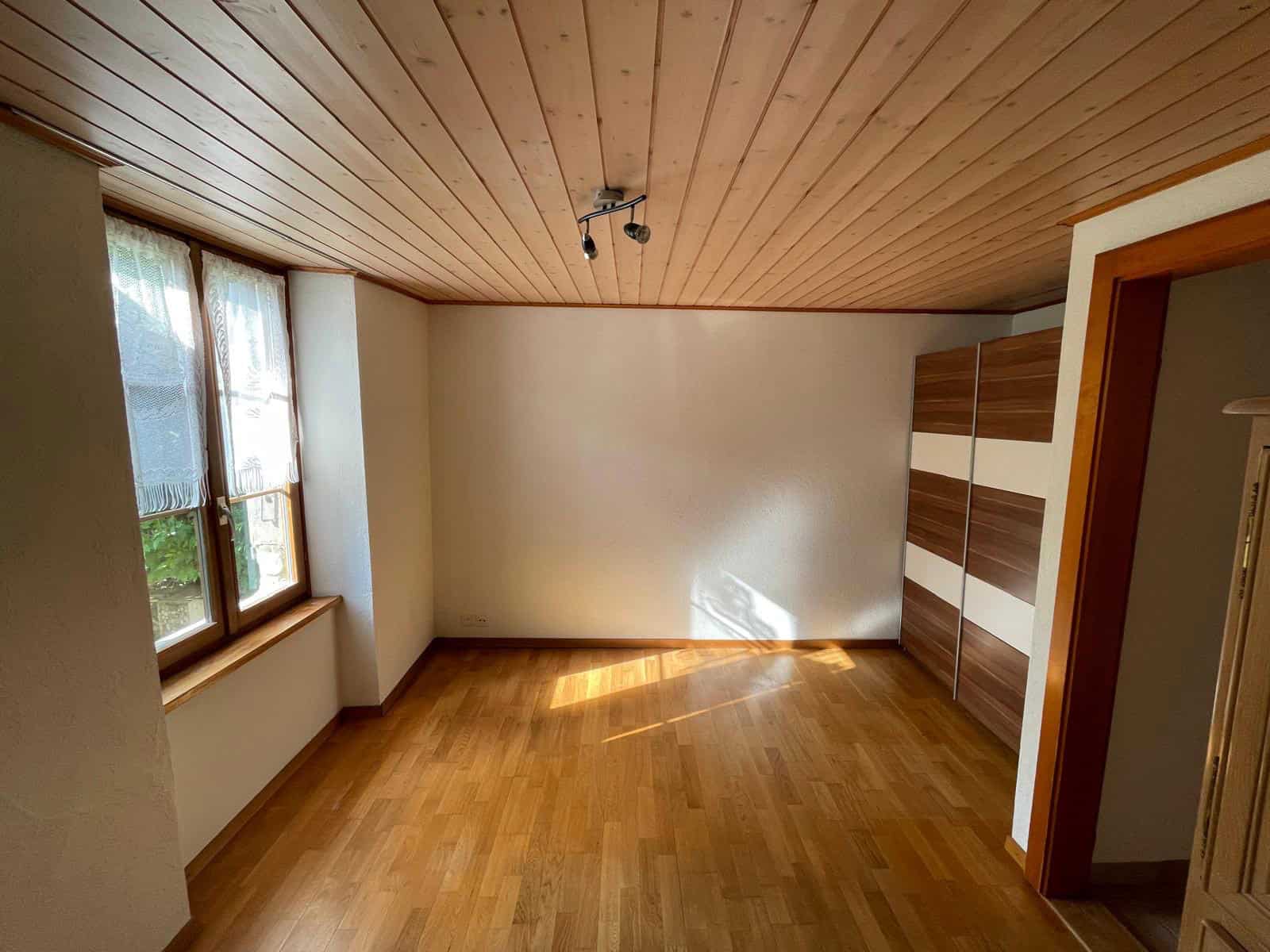 dbe53b0f-192c-4bc6-836f-bdf6fb2507b3